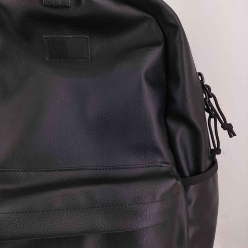 ニューエラ NEW ERA ライトパック 27L シンセティックレザー メンズ